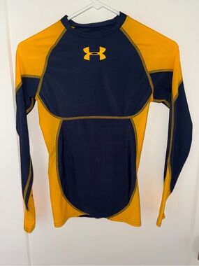 NWOT Under Armour compression shirt men's S
